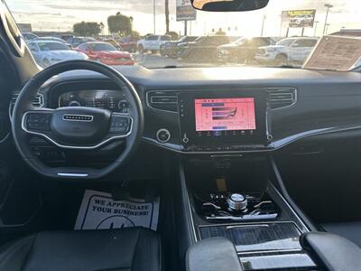 2022 Jeep Wagoneer Series III - Photo 2 - Yuma, AZ 85364