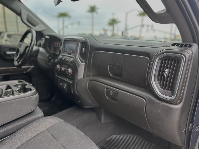 2020 Chevrolet Silverado 1500 LT photo 7