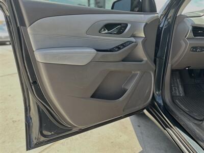 2019 Chevrolet Traverse LT Cloth   - Photo 7 - Yuma, AZ 85364