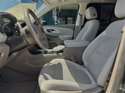 2019 Chevrolet Traverse LT Cloth   - Photo 3 - Yuma, AZ 85364