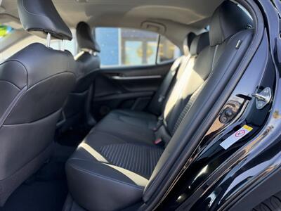 2018 Toyota Camry SE - Photo 4 - Yuma, AZ 85364