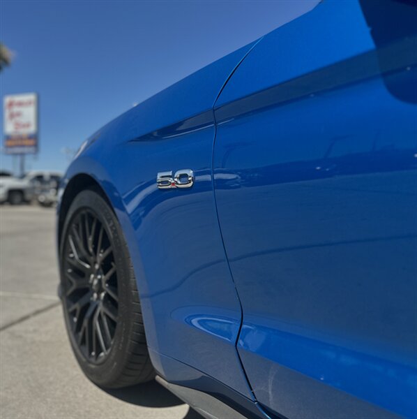 2020 Ford Mustang GT Premium photo 11