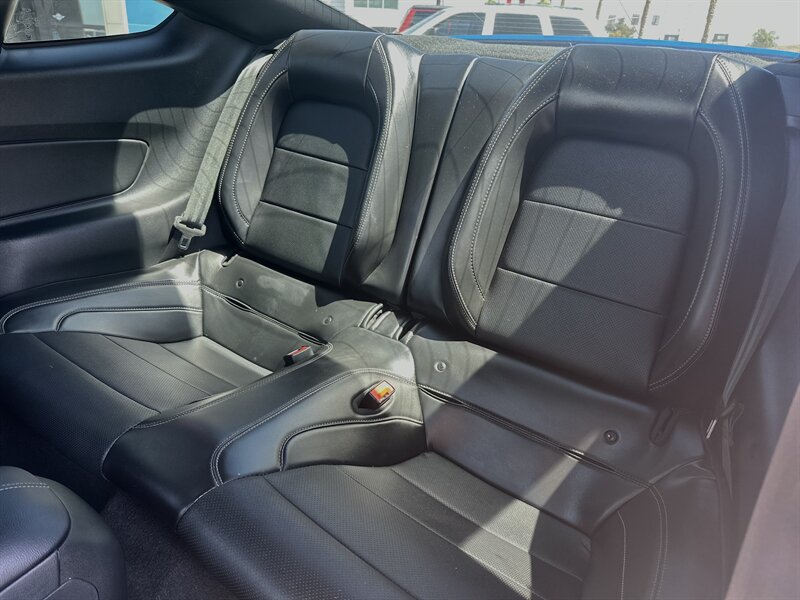 2020 Ford Mustang GT Premium photo 4