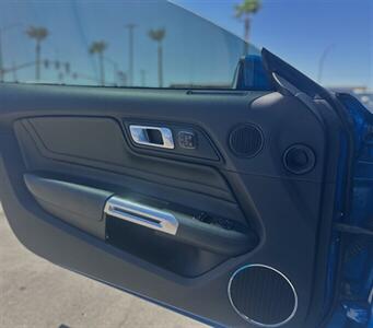 2020 Ford Mustang GT Premium - Photo 5 - Yuma, AZ 85364