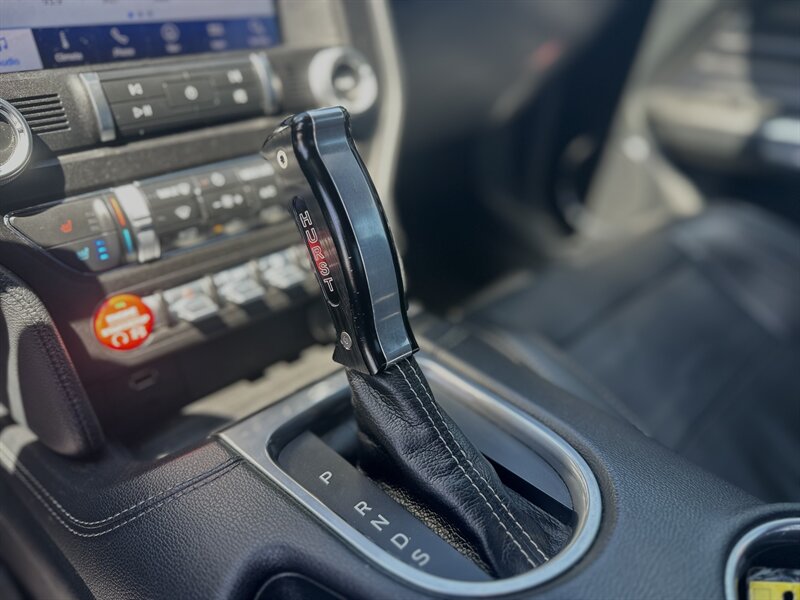 2020 Ford Mustang GT Premium photo 13