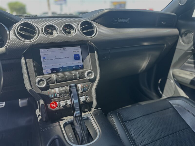 2020 Ford Mustang GT Premium photo 12