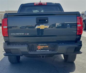 2018 Chevrolet Colorado LT   - Photo 8 - Yuma, AZ 85365