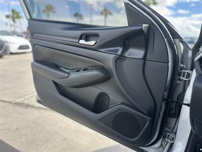 2022 Nissan Altima 2.5 S   - Photo 5 - Yuma, AZ 85364