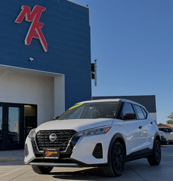 2024 Nissan Kicks S  
