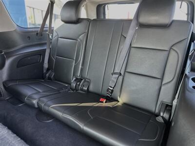 2019 Chevrolet Suburban LT   - Photo 5 - Yuma, AZ 85365