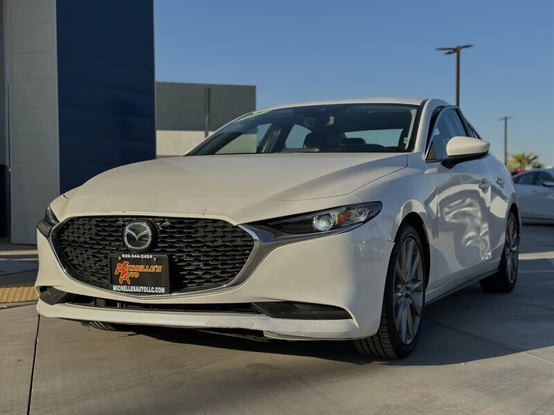 2021 Mazda Mazda3 Select's photo