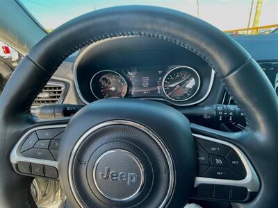 2018 Jeep Compass Altitude   - Photo 6 - Somerton, AZ 85350