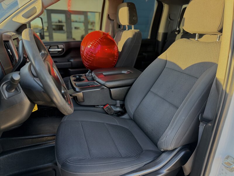 2022 Chevrolet Silverado 2500HD Work Truck photo 2