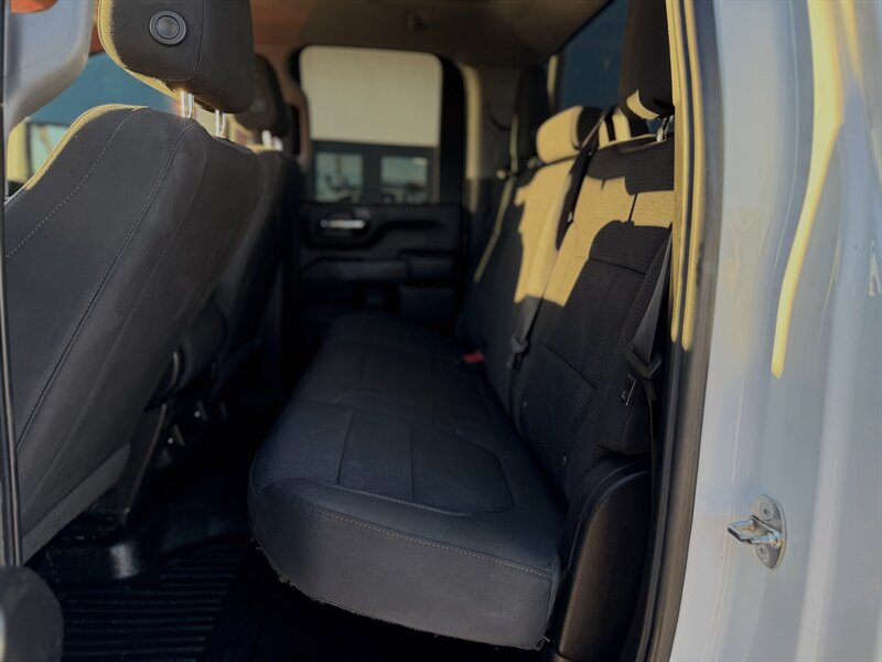 2022 Chevrolet Silverado 2500HD Work Truck photo 3