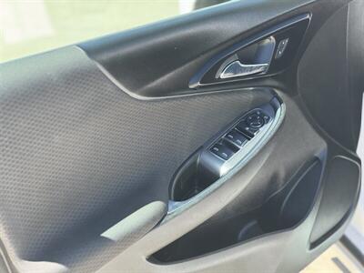 2020 Chevrolet Malibu LT - Photo 6 - Somerton, AZ 85350