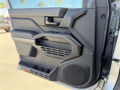 2024 Toyota Tacoma SR5 - Photo 6 - Yuma, AZ 85364