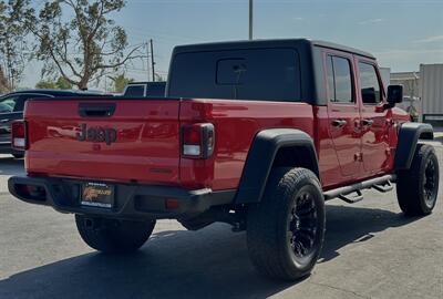 2020 Jeep Gladiator Sport S   - Photo 9 - Yuma, AZ 85364