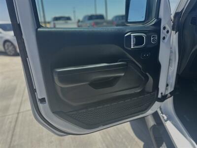 2019 Jeep Wrangler Sport S - Photo 6 - Somerton, AZ 85350