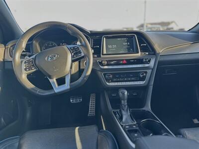 2019 Hyundai SONATA Limited 2.0T   - Photo 2 - Somerton, AZ 85350
