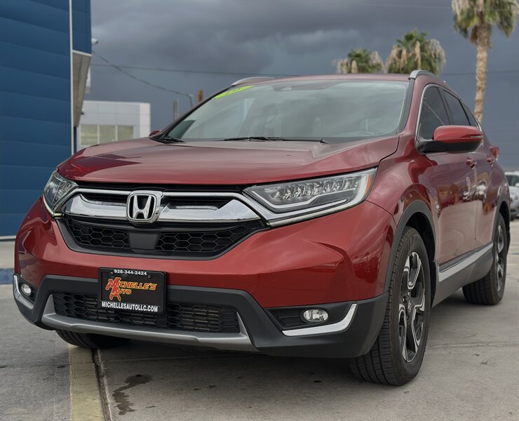 2019 Honda CR-V Touring photo 3