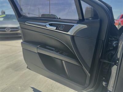 2020 Ford Fusion SEL   - Photo 6 - Somerton, AZ 85350