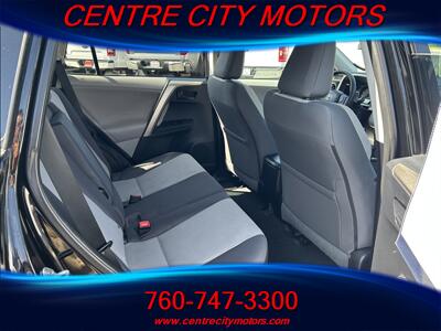 2013 Toyota RAV4 XLE   - Photo 8 - Escondido, CA 92025
