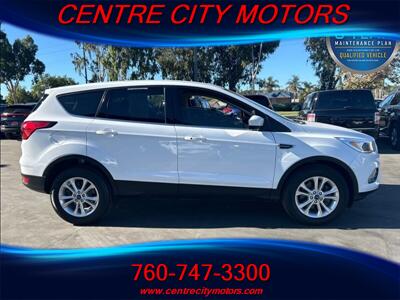 2019 Ford Escape SE   - Photo 3 - Escondido, CA 92025