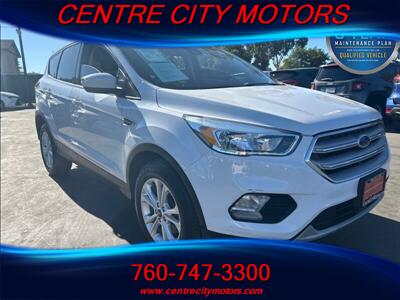 2019 Ford Escape SE   - Photo 2 - Escondido, CA 92025