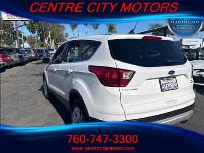 2019 Ford Escape SE   - Photo 5 - Escondido, CA 92025