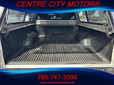 2000 Toyota Tacoma Access Cab   - Photo 17 - Escondido, CA 92025