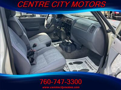 2000 Toyota Tacoma Access Cab   - Photo 7 - Escondido, CA 92025