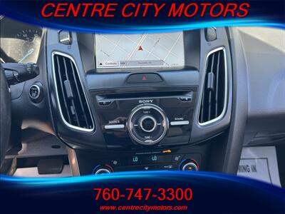 2018 Ford Focus Titanium   - Photo 10 - Escondido, CA 92025
