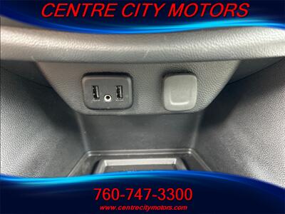 2022 Chevrolet Traverse LT Cloth   - Photo 20 - Escondido, CA 92025