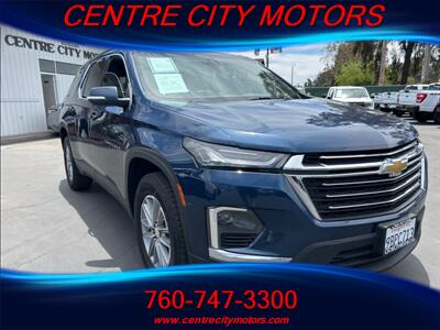 2022 Chevrolet Traverse LT Cloth   - Photo 2 - Escondido, CA 92025