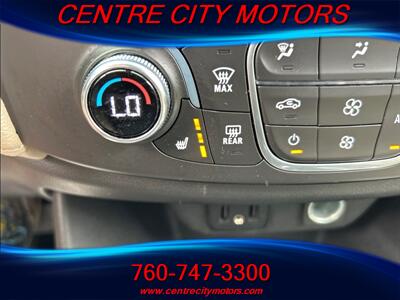 2022 Chevrolet Traverse LT Cloth   - Photo 18 - Escondido, CA 92025