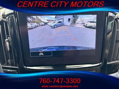 2022 Chevrolet Traverse LT Cloth   - Photo 16 - Escondido, CA 92025