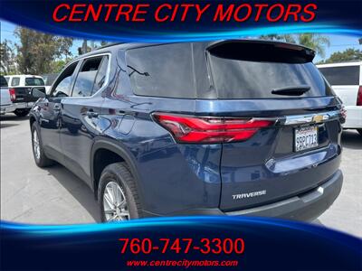 2022 Chevrolet Traverse LT Cloth   - Photo 5 - Escondido, CA 92025