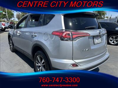 2018 Toyota RAV4 XLE   - Photo 3 - Escondido, CA 92025