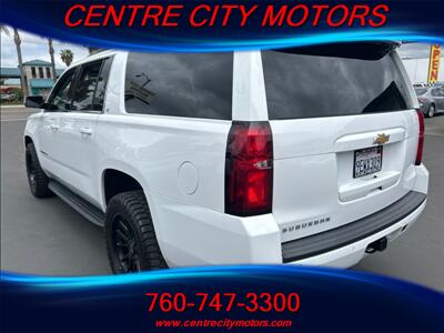 2020 Chevrolet Suburban LT   - Photo 3 - Escondido, CA 92025