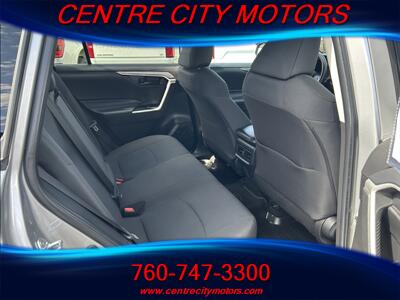 2022 Toyota RAV4 LE   - Photo 7 - Escondido, CA 92025