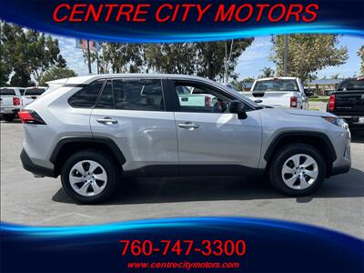 2022 Toyota RAV4 LE   - Photo 3 - Escondido, CA 92025
