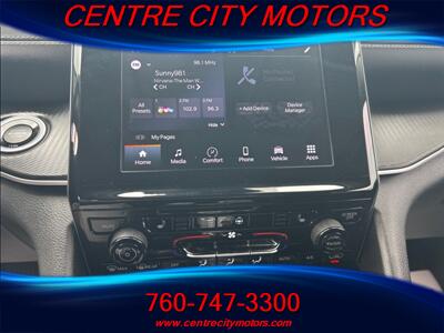 2023 Jeep Grand Cherokee L Laredo   - Photo 15 - Escondido, CA 92025