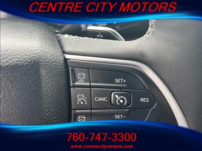 2023 Jeep Grand Cherokee L Laredo   - Photo 22 - Escondido, CA 92025