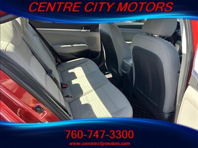 2019 Hyundai Elantra SE   - Photo 6 - Escondido, CA 92025