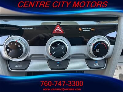 2019 Hyundai Elantra SE   - Photo 13 - Escondido, CA 92025