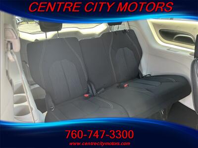 2020 Chrysler Voyager LX   - Photo 8 - Escondido, CA 92025
