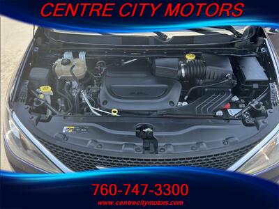 2020 Chrysler Voyager LX   - Photo 22 - Escondido, CA 92025