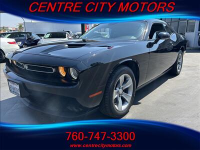 2019 Dodge Challenger SXT   - Photo 1 - Escondido, CA 92025