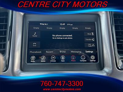 2019 Dodge Challenger SXT   - Photo 9 - Escondido, CA 92025