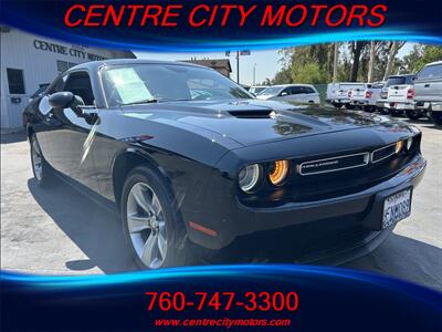 2019 Dodge Challenger SXT   - Photo 2 - Escondido, CA 92025